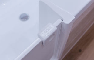 A kényelmes és biztonságos időskorba vezető ajtó