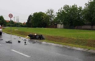 Taxis ütött el egy motorost Kaposváron