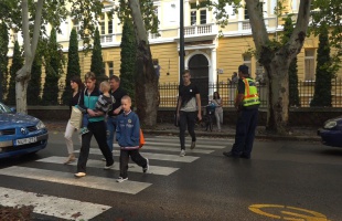 A rendőrök is segítik a biztonságos tanévkezdést