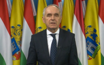 Szita Károly: békés új esztendőt, Kaposvár!