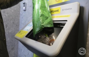 Új, ömlesztős REpont automata segíti a palackvisszaváltást