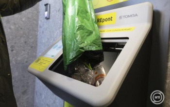Új, ömlesztős REpont automata segíti a palackvisszaváltást