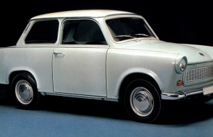 Elhunyt a Trabant atyja