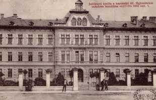 130 éve tették le a gimnázium alapkövét