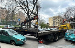 Újabb parkolóhely szabadult fel a kaposvári Sávház előtt