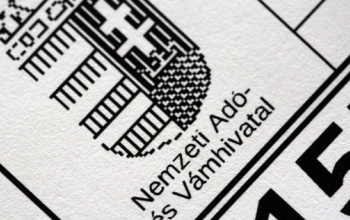 NAV: Éjfélkor jár le a határidő
