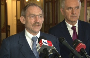 Pintér Sándor: a kormány támogatja a kaposvári terveket