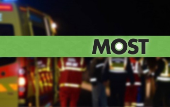 Három autó ütközött az Arany János téri körforgalomnál