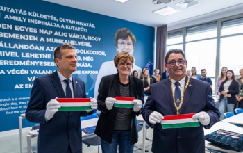 Egyetemi tanterem viseli Karikó Katalin nevét