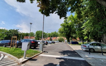 Díjmentesen parkolhatnak a kezelésre érkező betegek a kórház melletti új parkolóban