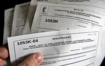 NAV: még egy hónapig akár SMS-ben is kérhető a postázás