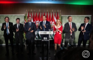 Toroczkai László: csak minket nem söpört el a Tisza