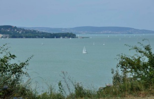 Panoráma a balatonföldvári kilátóról