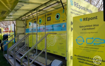 Az üdítős palackok 90 százalékát visszaviszik a REpontokra