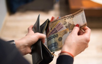 Három év alatt közel 40 százalékkal emelkedik a minimálbér