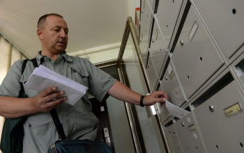 Hétfőtől kézbesítik a népszavazási értesítőket