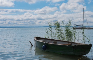 Holttestet találtak a Balatonban