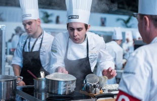 Ma főznek Pohner Ádámék a Bocuse d'Or világdöntőjén