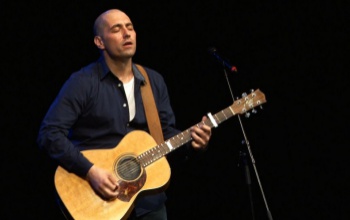 Fingerstyle: Tom Lumen megmutatta Kaposváron