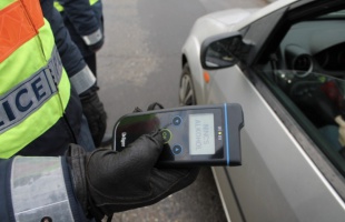 554 sofőr fújt alkoholszondát