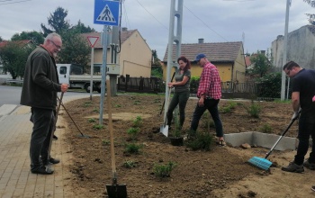 A helyiek segítségével újult meg a donneri kereszteződés