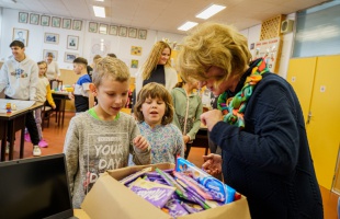 Édes segítség - kiosztották a Háromkirályok Túrán összegyűlt csokoládékat