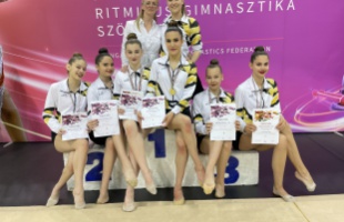 Csapatban és egyéniben is szereztek magyar bajnoki címeket az LSC ritmikus gimnasztikázói