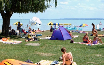 A strandszezon nyitánya lesz a Balaton Napja