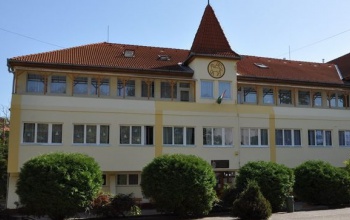 A Lorántffy Zsuzsanna Református Általános Iskola és Gimnázium