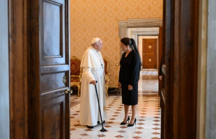 A békéről tárgyalt Novák Katalin és Ferenc pápa