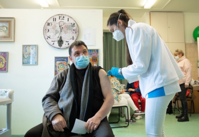 Oltatlanok figyelmébe: az élet nem játék