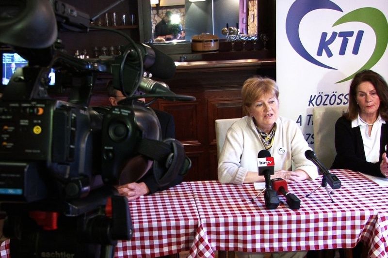 Szili Katalin: a jelöltjeink nem folytatnak gyűjtögető életmódot
