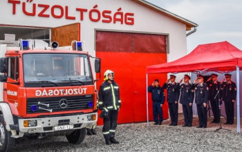Kétszáz segélyhívás érkezett a tűzoltókhoz