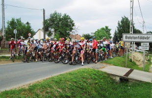 Átgurult Somogyon a Tour de Hongrie