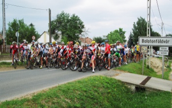 Átgurult Somogyon a Tour de Hongrie