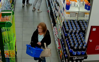 Lopás elkövetőjét keresi a rendőrség