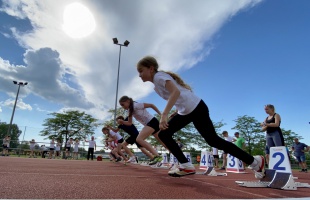 Kiemelkedően szerepeltek a sportiskolás atléták Szekszárdon