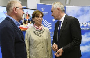 Szita: 100 millió forint a kárpátaljai rászorulóknak