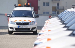 Feleslegessé vált matricájával keresse a fagyisautót