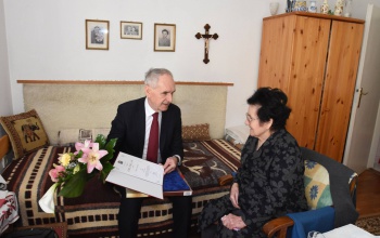 A 100 éves Margit nénit köszöntötte Szita Károly