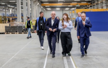 Megtelt a J-Star raktárának a 80 százaléka, már a bővítésen gondolkoznak
