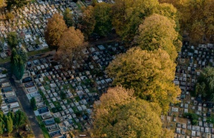 Mérsékelt díjkorrekció a temetkezési szolgáltatásoknál