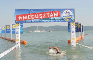 Szombaton megrendezik a Balaton-átúszást