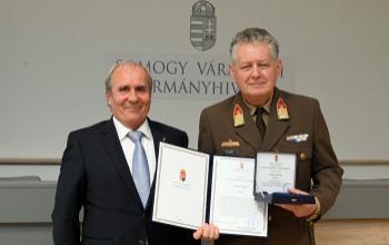 Fehér Gábor alezredes kapta a Somogy Vármegye Védelméért emlékplakettet