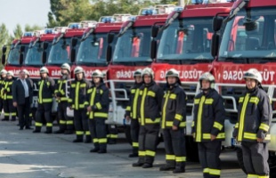 Országszerte közel kétezer esetben intézkedtek a tűzoltók a viharkárok miatt
