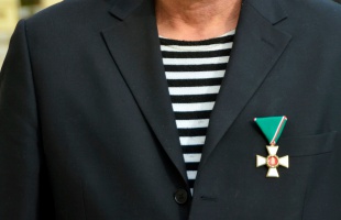 Kétségbeesett reakció a zűrös balos médiabizniszre – időzavarba került Varga István