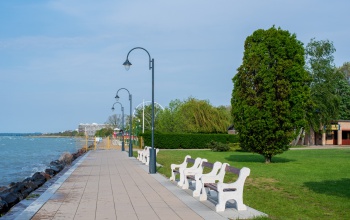 A Balaton vízszintje 120 centi, a víz 23 fokos