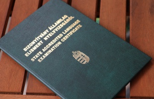 Emelkedik a nyelvvizsga-támogatás összege 2025-ben