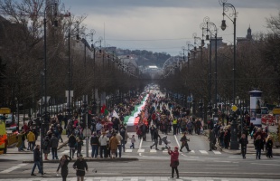 Aktuális e még a szó: hazaszeretet?