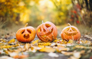Halloween, Mindenszentek és Halottak napja – hogy is van ez?